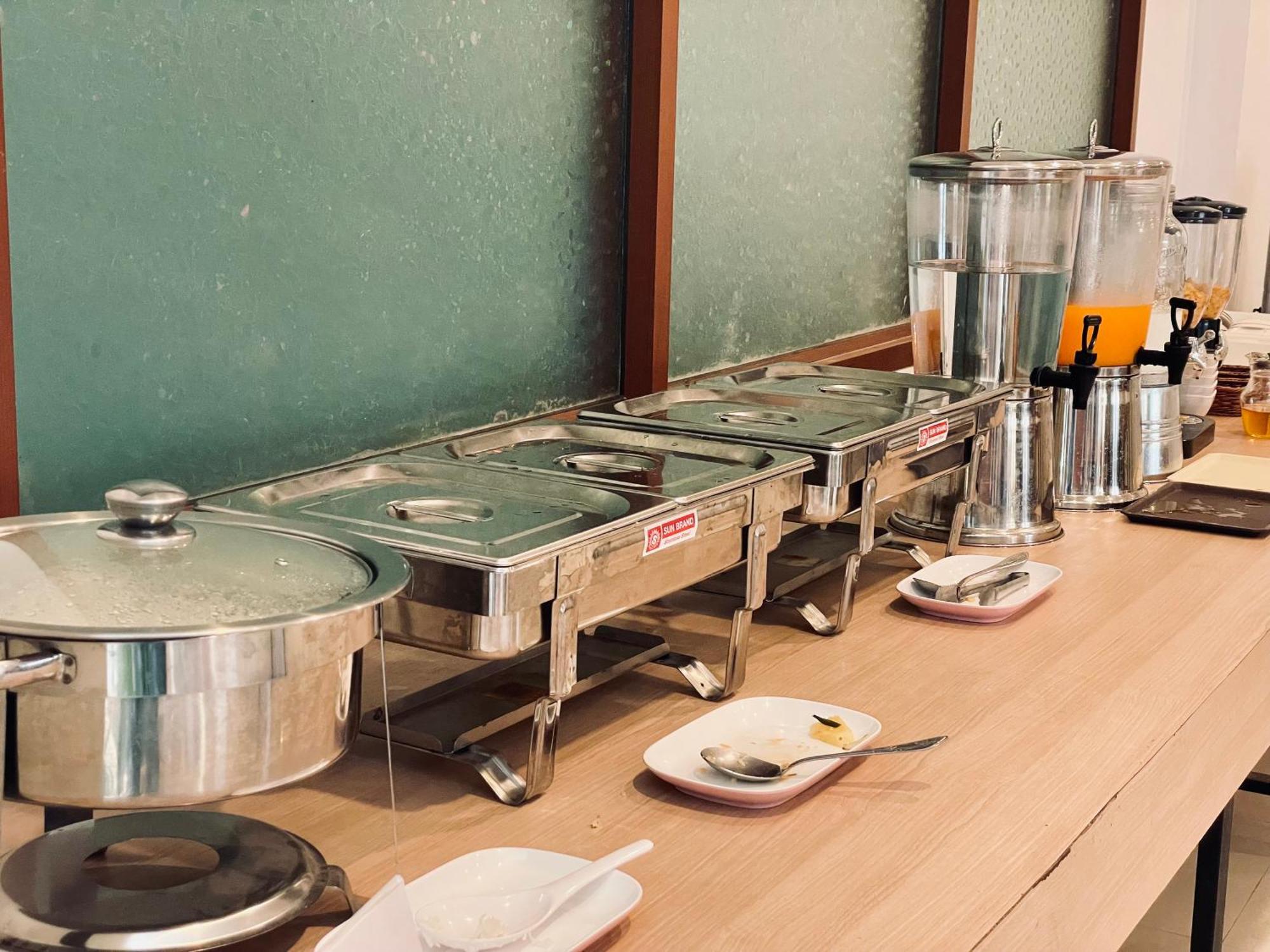 Lanta Ray Bay Hotel 란타섬 외부 사진